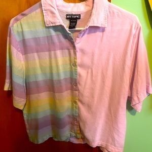 Hot topic button down collared shirt